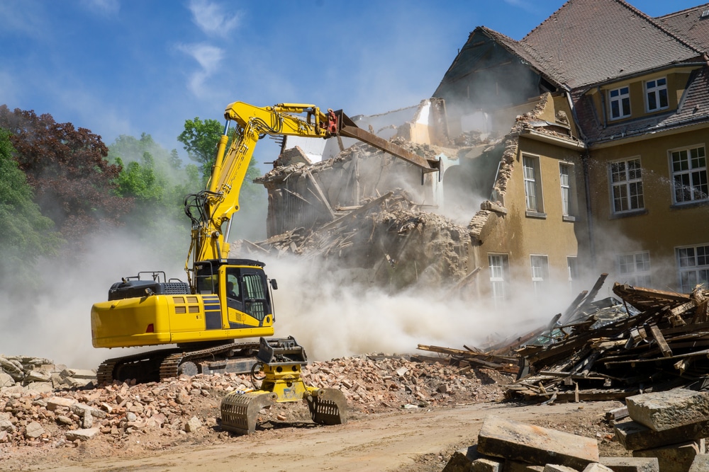 demolishing house for reconstruction